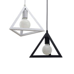 Suspension moderne LED en triangle (noir ou blanc)