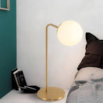 Lampe à poser LED doré avec boule en verre (plusieurs formes)