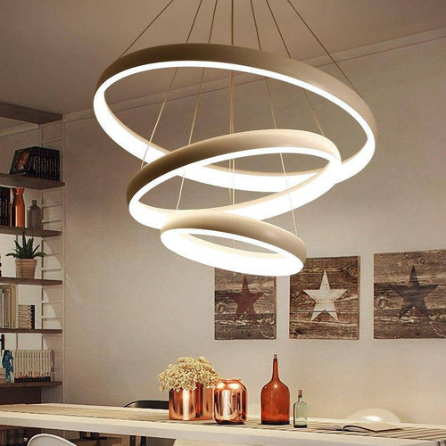 Lustre design LED avec anneaux arrondis