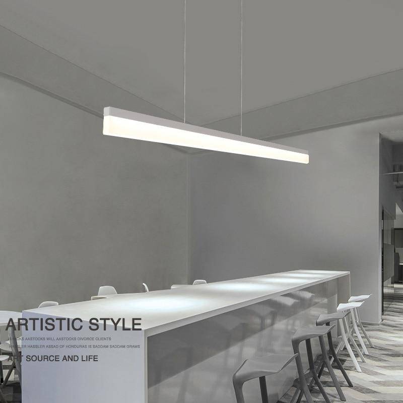 Araña design con LEDs suspendidos en forma de barra rectangular