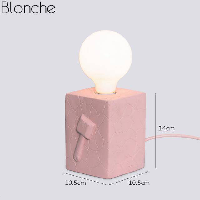 Lampe à poser LED design bloc avec dessin 3D de couleur