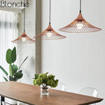 Suspension design à LED chapeau de paille coloré