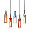 Suspension design à LED en forme de bouteille en verre de couleur