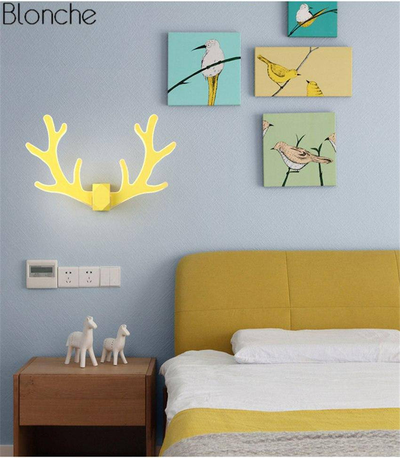 wall lamp LED wall lamp in the shape of a coloured stag horn