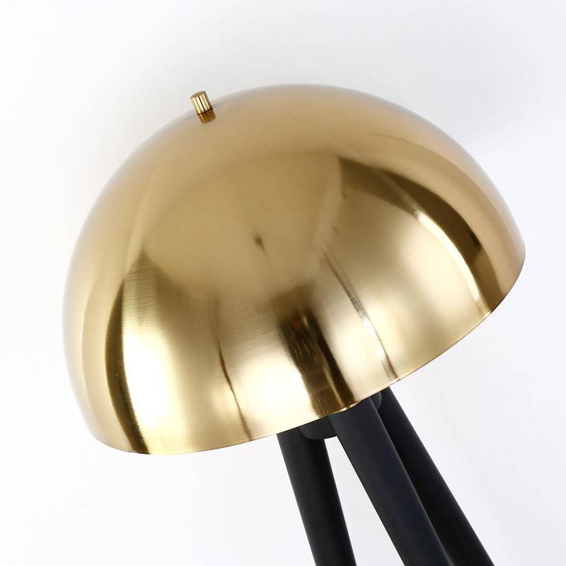 Bronze Design Lamp
