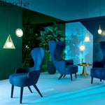 Suspension design dorée en forme de rond ou de triangle à LED