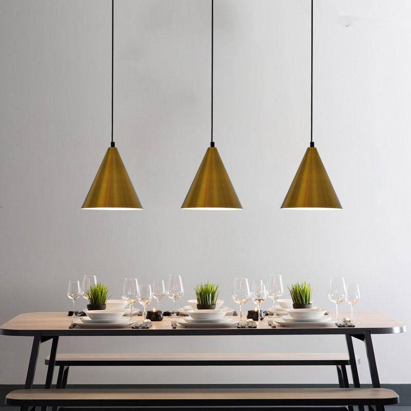 Suspension design doré en forme de cône Luxe - vue 4 sur 6