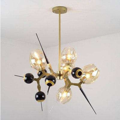 Lámpara de araña design moderno LED dorado y negro con bolas de cristal y pinchos