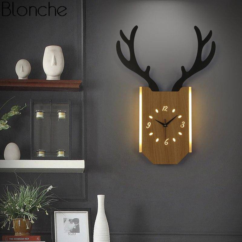Applique murale LED corne de cerf et horloge