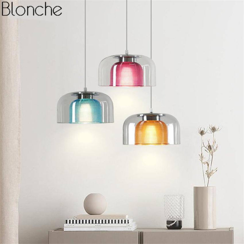 Suspension LED en verre design avec intérieur coloré
