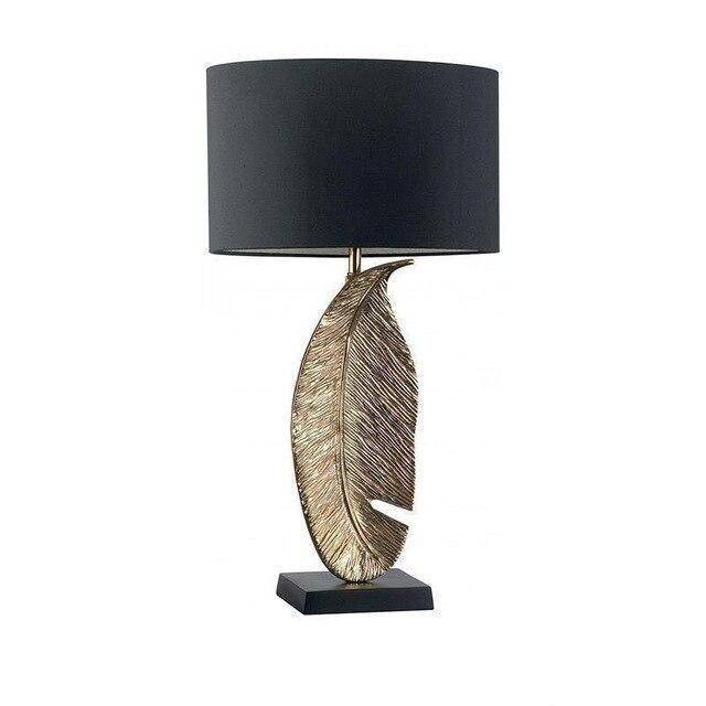 Lampe à poser design LED avec plume d'or et abat-jour arrondi Luxury