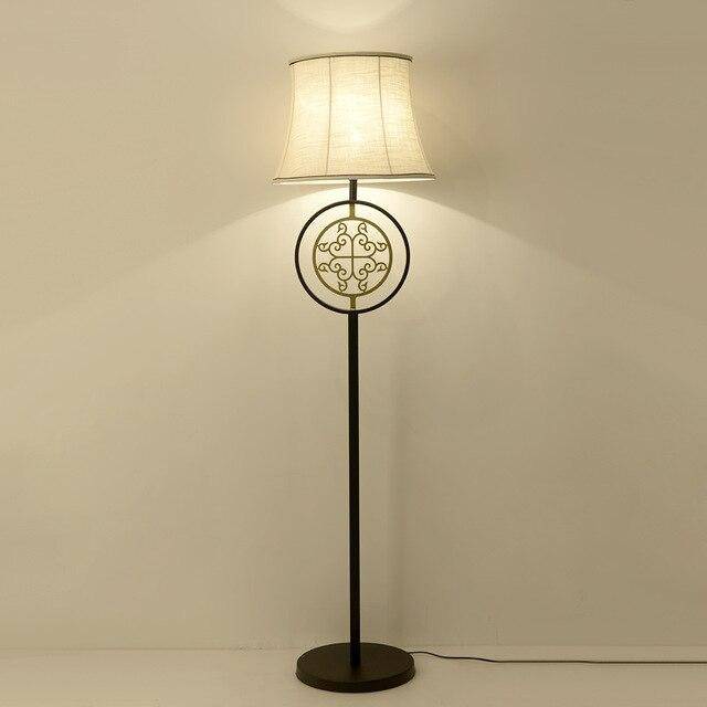Lampadaire LED avec abat-jour en tissu European - vue 4 sur 5
