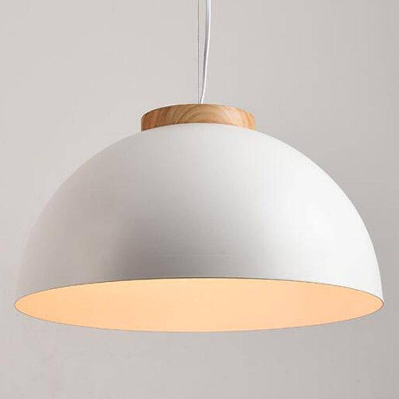 Suspension demi boule blanche en métal et base en bois