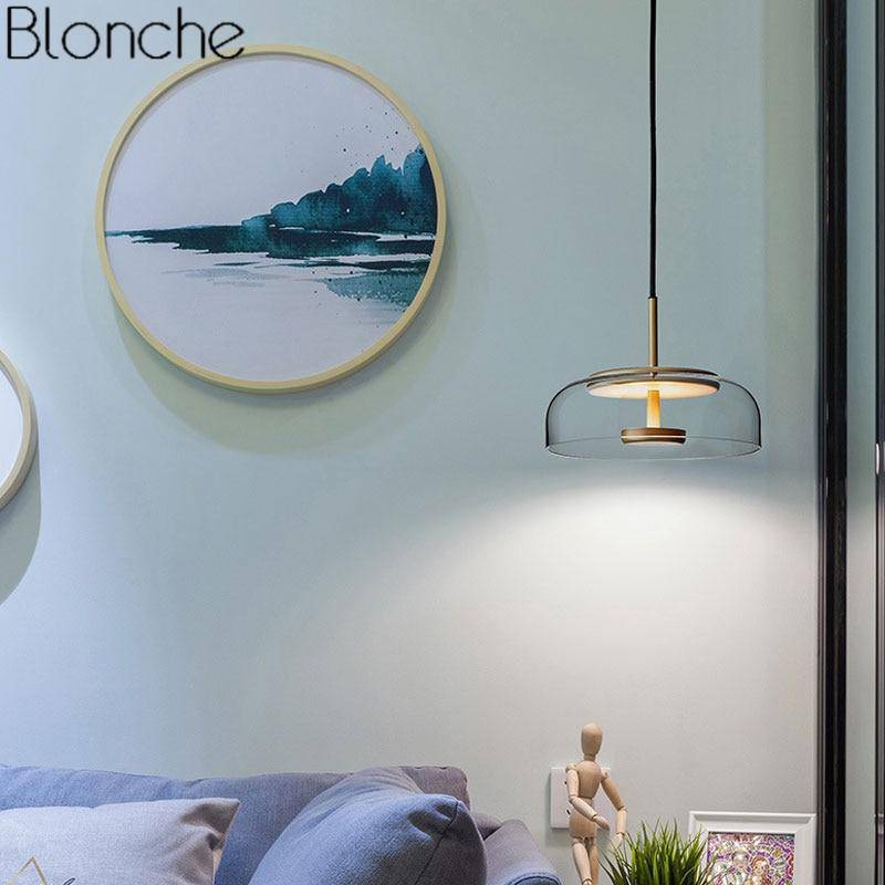 Suspension design LED avec abat-jour en verre Clear