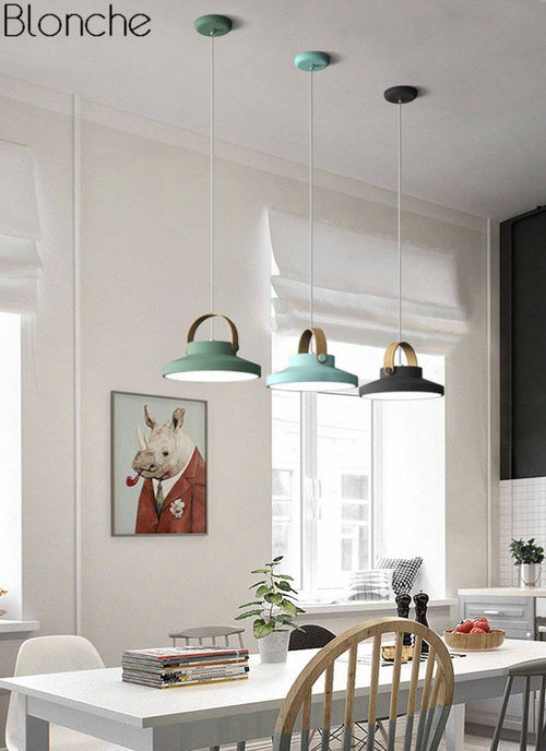 Suspension design LED en bois et métal Moderna