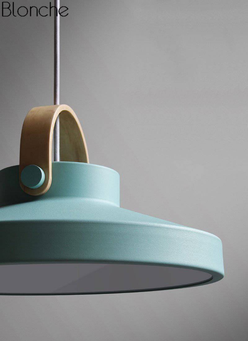 pendant light LED design in wood and metal Moderna