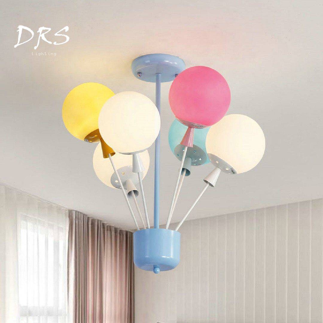 Plafonnier enfant avec ballons de verre coloré - vue 3 sur 5