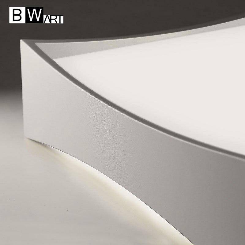 Plafonnier design LED carré bords arrondis et blanc Bwart