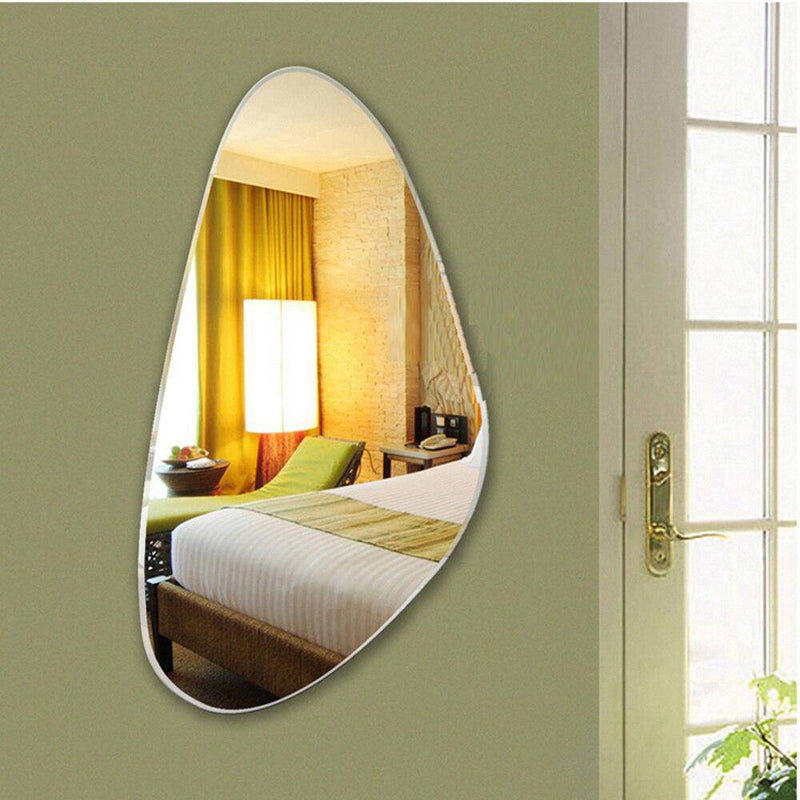 Rounded wall mirror Fitting