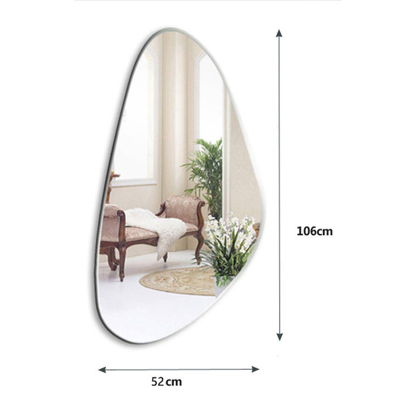 Rounded wall mirror Fitting