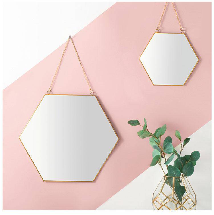 Miroir mural décoratif hexagonal à bordure en bois Geometric