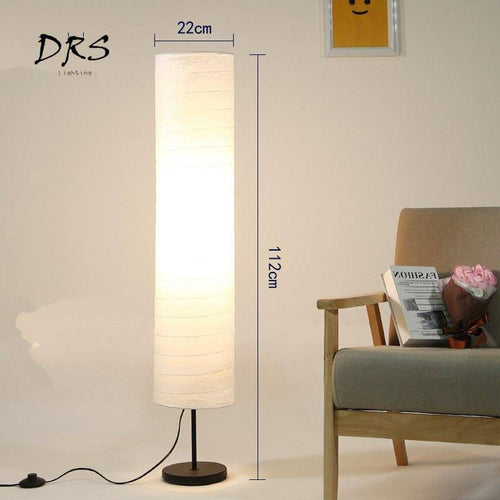 Lámpara de pie moderna con pantalla cilíndrica de papel de suelo