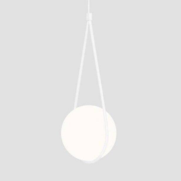 Suspension design boule accrochée Designer