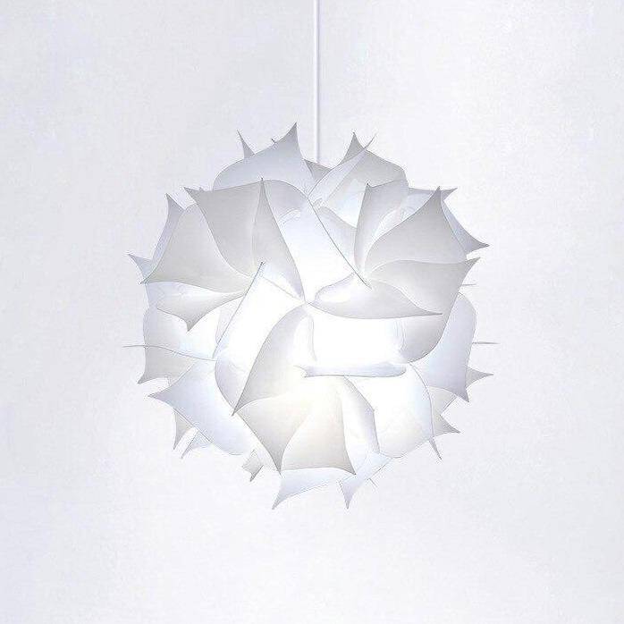 Suspension design LED blanche au style Moma Light