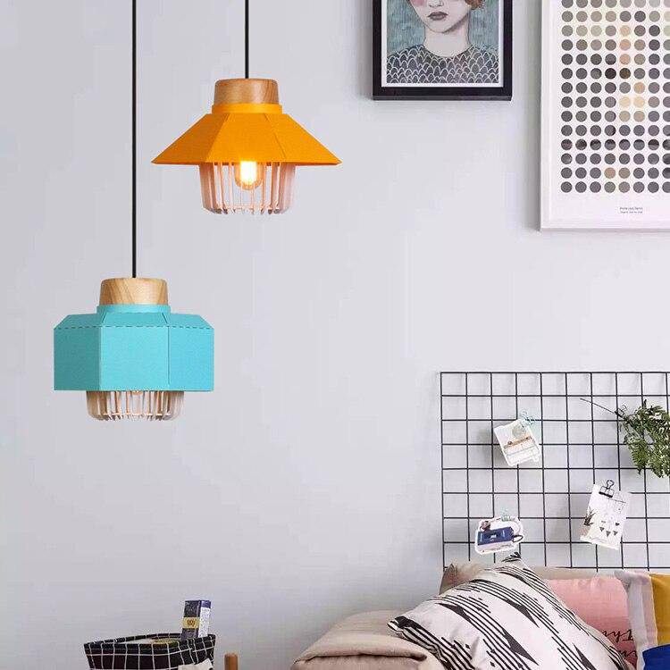 Suspension design LED avec abat-jour cage métal colorée Loft - vue 7 sur 9