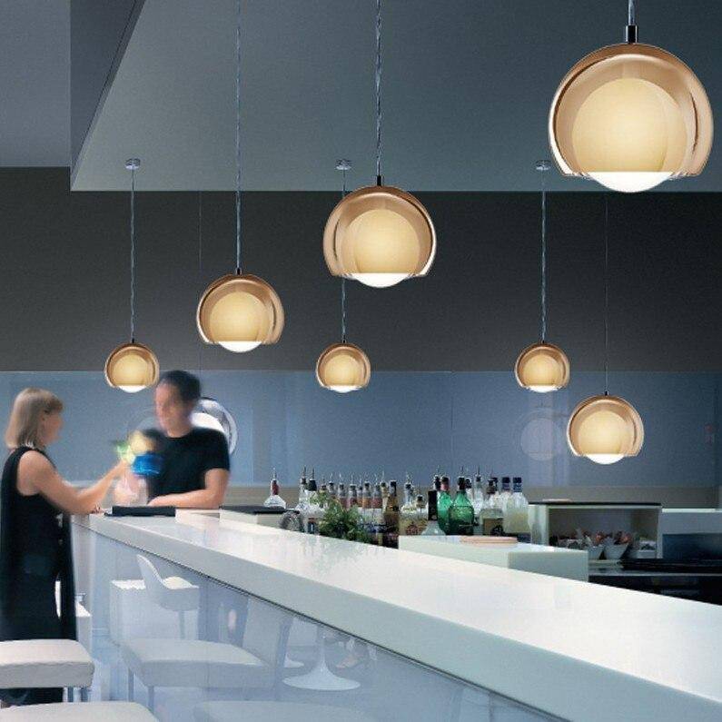 Suspension moderne à LED avec abat-jour métal Moon