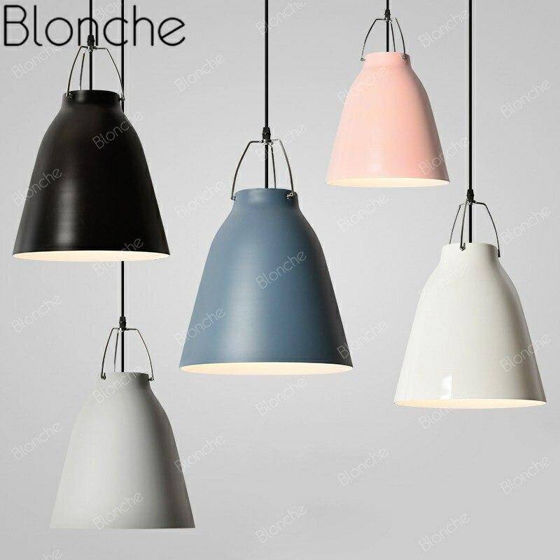 Suspension design à LED en métal avec abat-jour coloré Loft