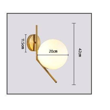 Lámpara de pared design LED oro con bola de cristal nórdico