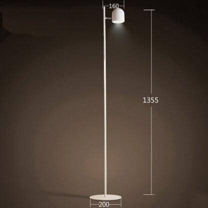 Lampadaire moderne avec lampes dirigeables Nordic