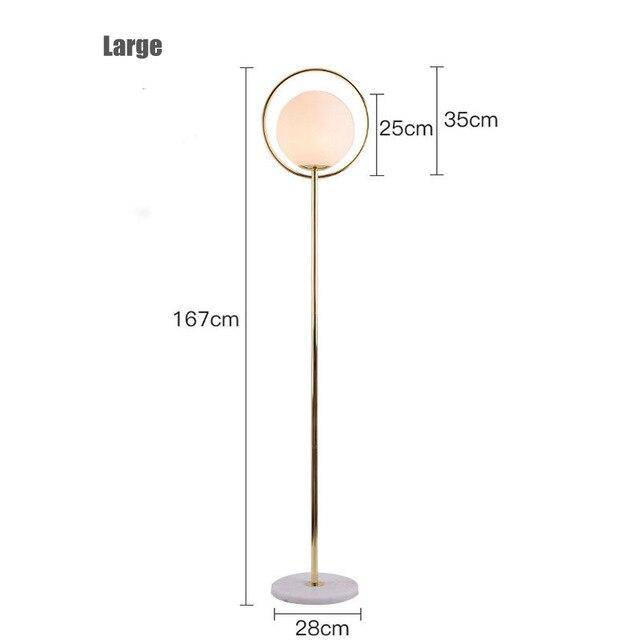 Lampadaire LED doré avec boule en verre Ball