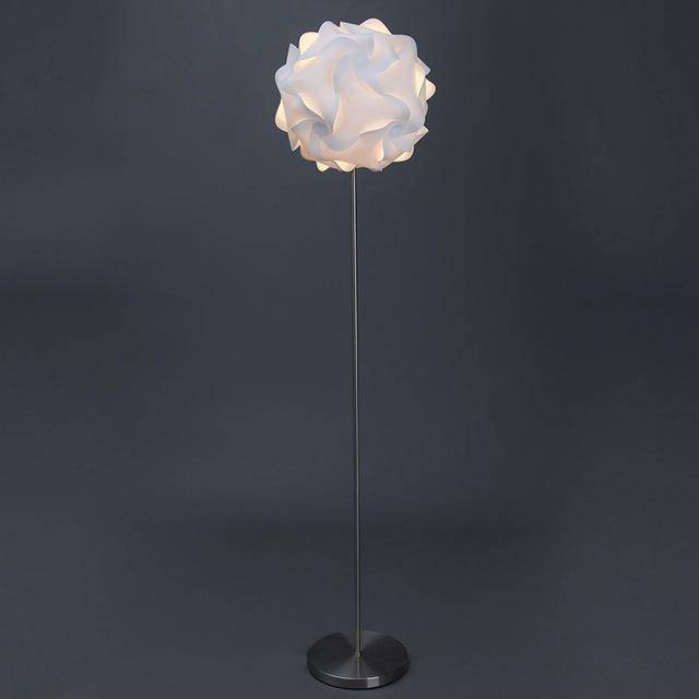 Lampadaire moderne à LED boule de fleur