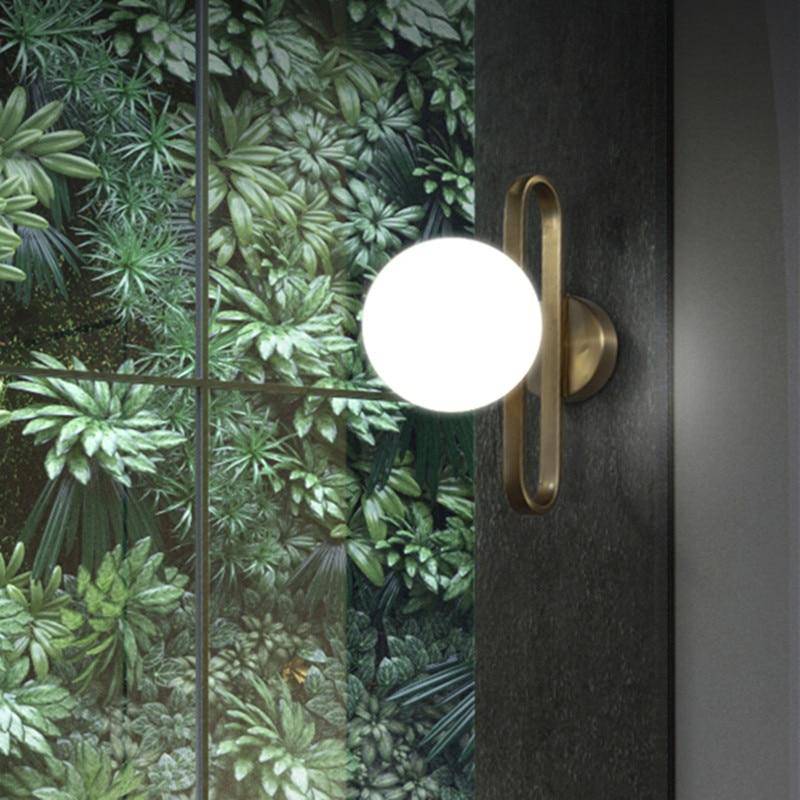 Applique murale design à LED avec anneau doré et boule en verre Sconce - vue 2 sur 6