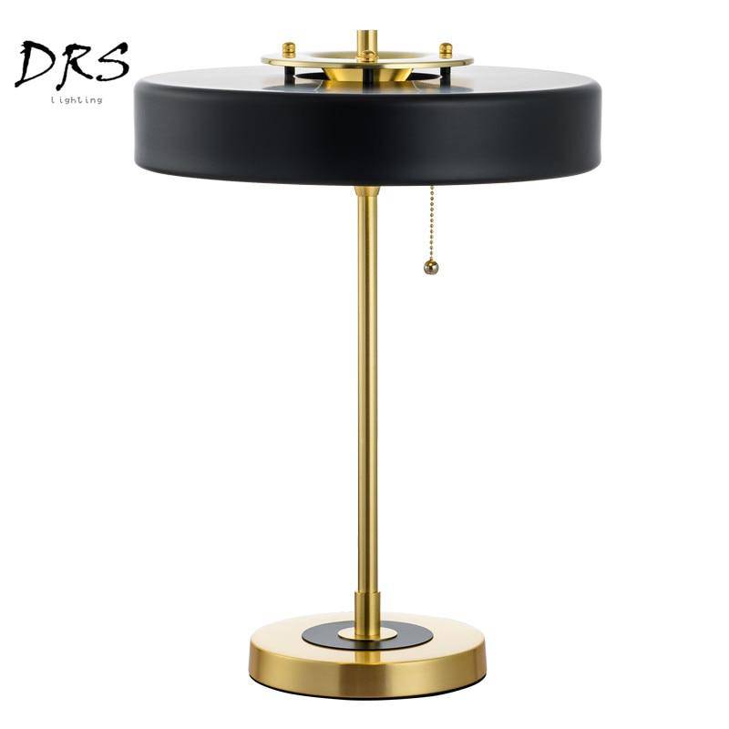 Lampe de chevet doré et abat-jour métal noir cylindrique Mesa - vue 7 sur 7