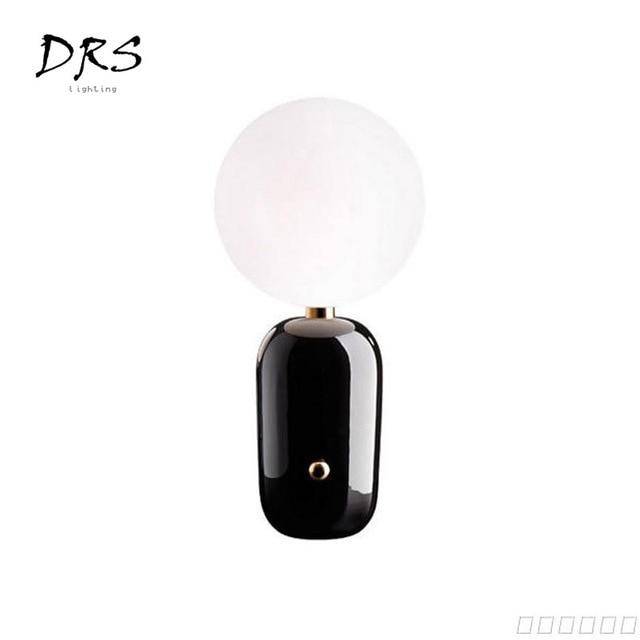 Lámpara de cabecera design cromo con bola de cristal Modern